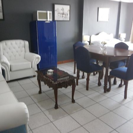 Strenua Santa Maria Suites Trujillo Luaran gambar