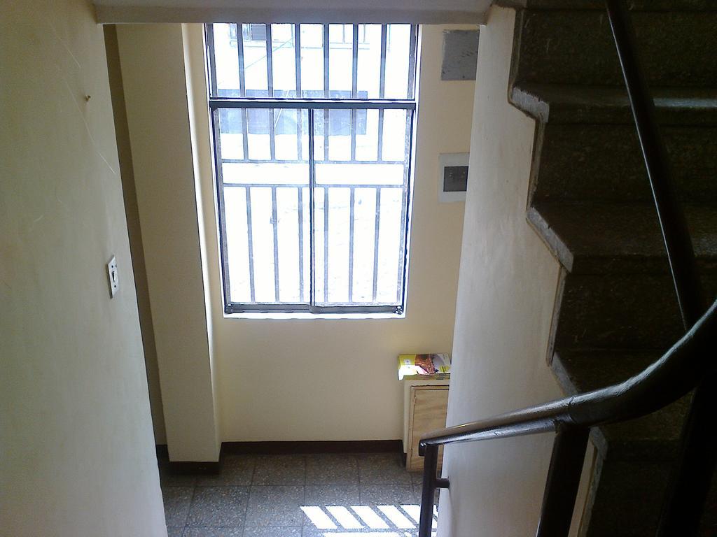 Strenua Santa Maria Suites Trujillo Luaran gambar