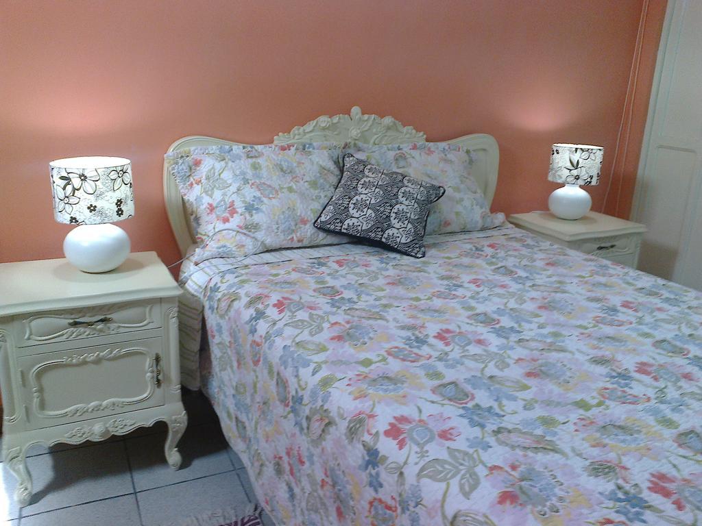 Strenua Santa Maria Suites Trujillo Luaran gambar