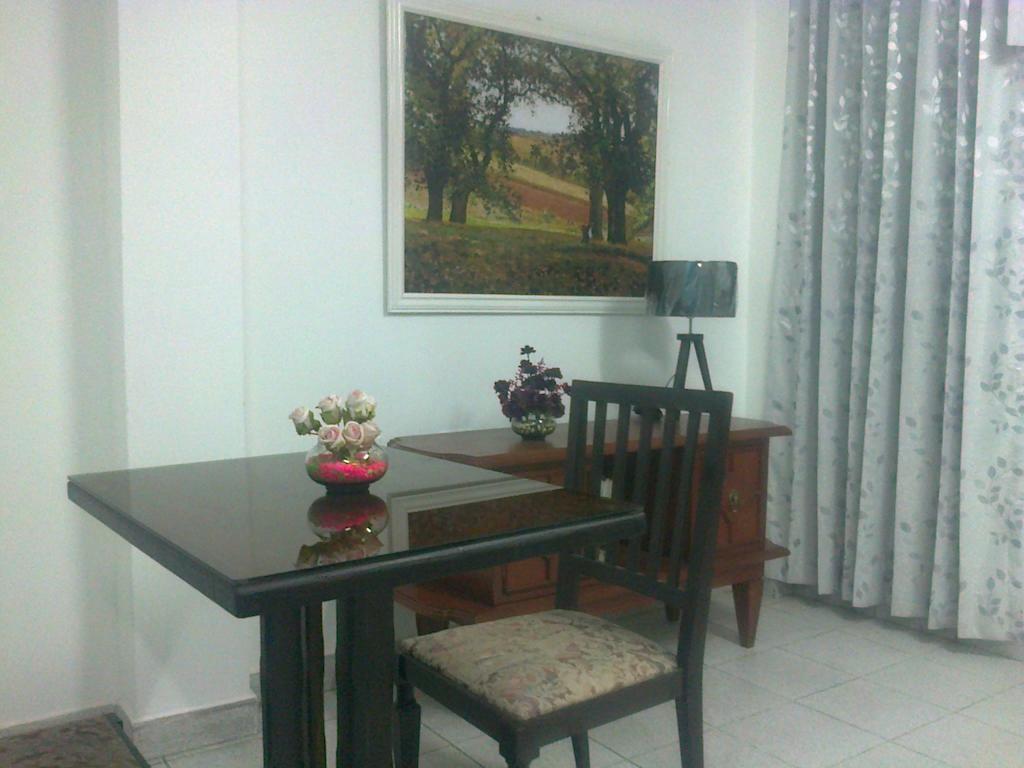 Strenua Santa Maria Suites Trujillo Luaran gambar